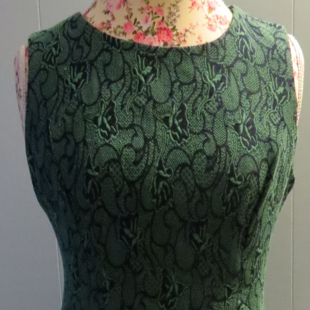 F21 Sleeveless Green Dresss